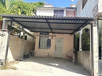 Casa de 1 habitación, Solidaridad · Casa en Dos Niveles con Superficie de Terreno de 115 m² con 1 Recámara en Venta en Puerto Aventuras