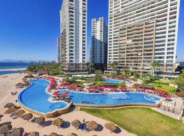 Departamento de 1 habitación, Puerto Vallarta · Departamento en La Playa con Vista Al Mar en Grand Venetian