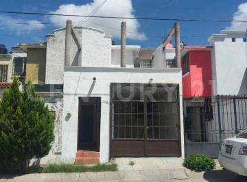 Casa · 88m² · 2 Recámaras · 1 Estacionamiento · Casa en Venta en Haciendas de Aguascalientes