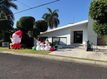 Casa de 4 habitaciones, Yautepec · Casa en Venta en Lomas de Cocoyoc