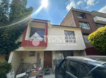 Foto · Casa - Renta