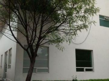 Casa · 610m² · 6 Estacionamientos · Casa - Lomas de Chapultepec