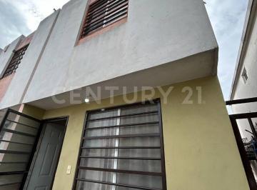 Casa · 60m² · 2 Recámaras · 1 Estacionamiento · Casa en Venta en Fracc. Valle de Santa Maria en Pesqueria