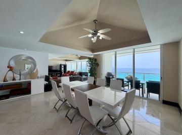 Departamento · 285m² · 2 Estacionamientos · Departamento en Venta Bay View Grand 4 Recamaras Convertido a 3