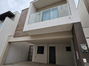 Casa de 3 habitaciones, García · Casa en Venta en Dominio Cumbres