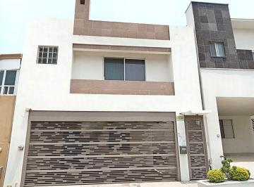 Casa de 3 habitaciones, Monterrey · En Venta Casa Fracc Privado Frte Parque Equipada Linda 3 Niveles 222 m² Const Cumbres San Agustin Mty