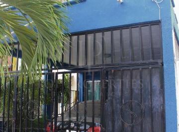 Casa · 63m² · 1 Estacionamiento · Casa en Venta, Smz 105, Fracc. Tierra Maya, Cancun, Q. Roo.