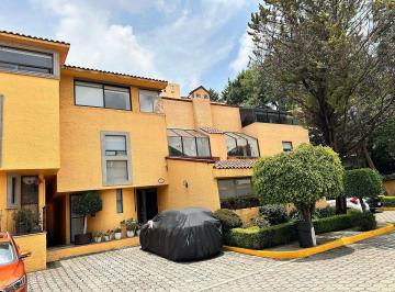 Casa en condominio de 5 habitaciones, Cuajimalpa de Morelos · Casa Remodelada en Condominio | José María Castorena, Cuajimalpa | 5 Recámaras |