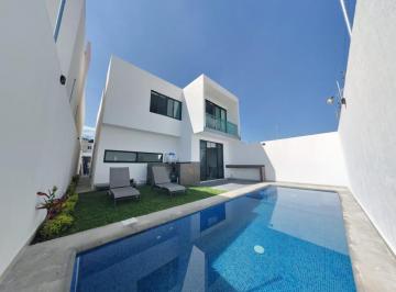 Casa · 158m² · 4 Recámaras · 2 Estacionamientos · Casa en Privada, Jiutepec Centro, Morelos