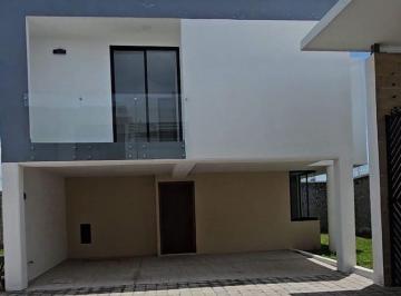 Casa en condominio de 3 habitaciones, Apizaco · Espectaculares Residencias en Cluster 7 - 7, Desarrollo con Excelente Ubicación y Diseño Contemporáneo