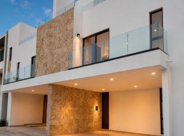 Casa de 3 habitaciones, Mérida · Townhouse en Renta en Dzityá | 3 Recámaras, Piscina, Rooftop y Paneles Solares