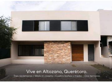 Casa · 316m² · 3 Recámaras · 3 Estacionamientos · Casa en Residencial Altozano Queretaro