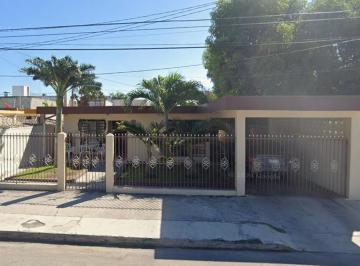 Casa de 6 habitaciones, Othón P. Blanco · Venta de Casa en Quintana Roo Chetumal Col Andara