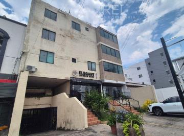 Departamento · 180m² · 5 Recámaras · 2 Estacionamientos - REI INMOBILIARIA · Departamento en Renta Lomas del Country Guadalajara