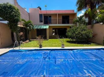Casa · 298m² · 3 Recámaras · San Jeronimo de Ahuatepec