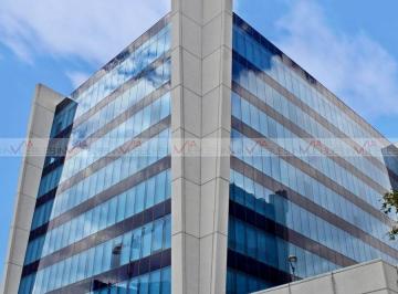 Oficina · 237m² · 8 Estacionamientos · Oficina en Renta en Ladrillera