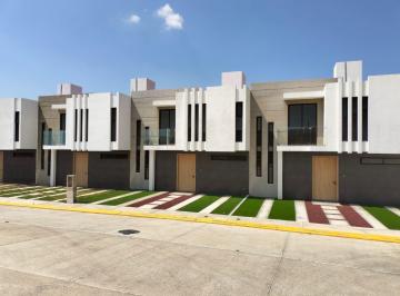 Casa · 163m² · 4 Recámaras · 2 Estacionamientos · Casa Altavista Residencial - (4)
