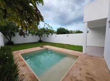 Casa de 4 habitaciones, Mérida · Casa en Renta con 4 Habitaciones en Mérida, Santa Gertrudis Copó,yucatán