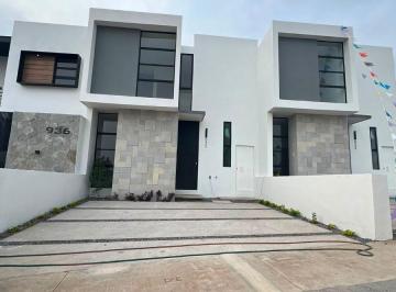 Casa de 3 habitaciones, Villa de Alvarez · Residencial Bielva Salida a Comalaa 1 Km de La Glorieta de Los Perritos Danzantes Villa de Álvarez