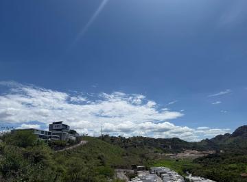 Terreno / Lote · 420m² · 3 Estacionamientos · Terreno Súper Precio en La Cañadas