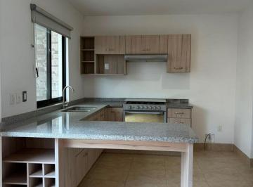 Casa de 3 habitaciones, Querétaro · Casa en Renta en Renta en El Refugio, 3 Recámaras, Sala Tv, Lugar Para 3 Autos. Vigilancia, Alberca