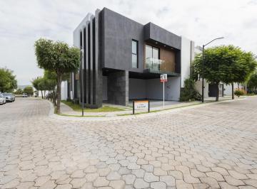 Casa · 263m² · 2 Estacionamientos · Casa Venta Parque Zacatecas, Lomas de Angelopolis 3, Puebla, Esquina
