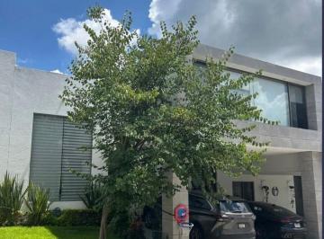Casa en condominio de 3 habitaciones, Querétaro · Bonita Casa en Privada con 5 Casas con Bonitos Acabados en Real de Juriquilla