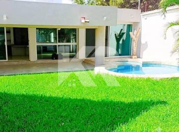 Casa de 3 habitaciones, Cuernavaca · Residencia de un Nivel en Venta $7,500.000 Mxn en San Cristóbal, Zona Norte de Cuernavaca, Mor.