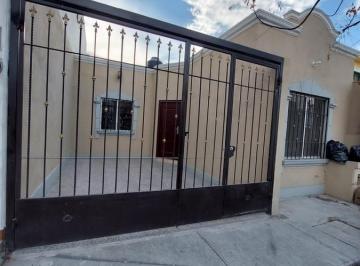 Casa · 85m² · 3 Recámaras · 1 Estacionamiento · Casa en Renta en Fraccionamiento La Fragua
