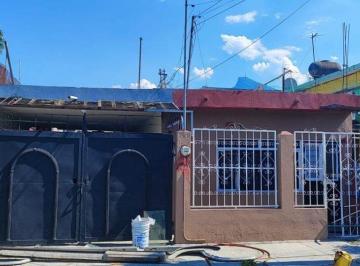 Casa de 4 habitaciones, Guadalupe · Venta de Casa Para Inversión en Col. Río, Guadalupe, Nuevo León!