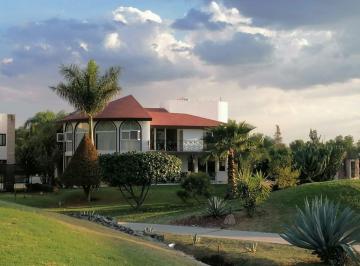 Casa de 4 habitaciones, Celaya · Casa Amueblada Renta en El Álamo Country Club