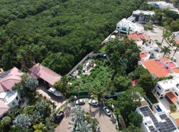 Terreno / Lote · 892m² · Terreno - Cancun
