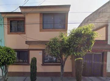 Casa de 3 habitaciones, Azcapotzalco · Venta de Casa en Cdmx Azcapotzalco Col Petrolera