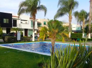 Casa de 3 habitaciones, Tlajomulco de Zúñiga · Amplia Casa a Mitad de Precio en Nueva Galicia Cerca del Club de Golf Santa Anita