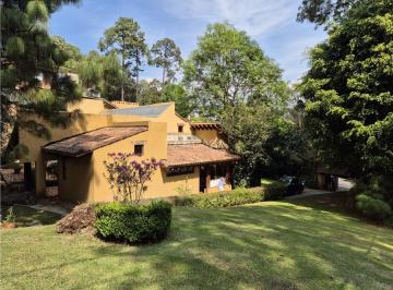 Casa de 3 habitaciones, Valle de Bravo · Exclusiva Casa en Avandaro: Confort y Naturaleza