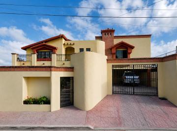 Casa de 5 habitaciones, Playas de Rosarito · Venta de Casa en La Colonia Anexa Obrera en Playas de Rosario en Baja California