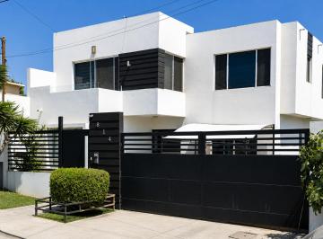 Casa de 4 habitaciones, Ensenada · Venta de Casa en La Colonia Ulbrich en Ensenada en Baja California