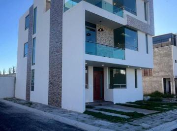 Casa de 5 habitaciones, Pachuca · Casa en Venta con Roof Garden en Residencial Explanada Sur