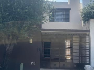 Casa de 3 habitaciones, García · Casa en Renta Cumbres