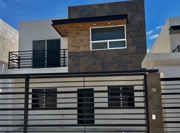 Casa de 3 habitaciones, Saltillo · Casa Amueblada – Zona Norte (Blvd Colosio)