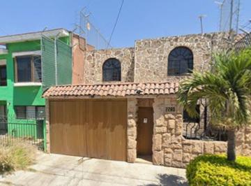 Casa de 3 habitaciones, Zapopan · Venta de Casa Jalisco Zapopan Colonia Tabachines