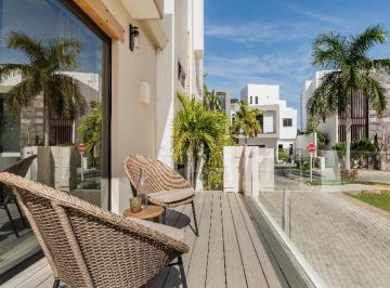 Casa de 4 habitaciones, Benito Juárez · Renta Casa Amueblada en Puerto Cancún – Laguna I 4 Recamaras