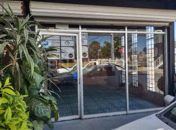 Local comercial · 32m² · 1 Estacionamiento · Local 2 en Renta en Colonia Parras
