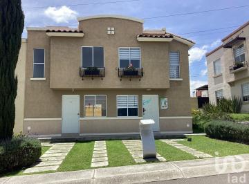 Casa · 71m² · 2 Recámaras · 1 Estacionamiento · Casa en Venta Huejotzingo Puebla (Real Segovia)