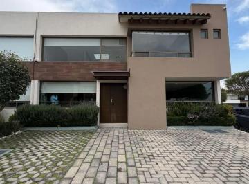 Casa de 3 habitaciones, Calimaya · Casa en Venta en Valle de Las Fuentes, Calimaya.