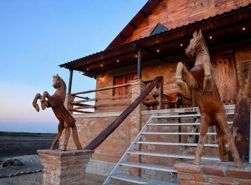 Rancho · 176m² · 2 Recámaras · Rancho en Altamiraespectacular Cabaña de Campo en Venta – Naturaleza, Confort y Privacidad Ejido Be