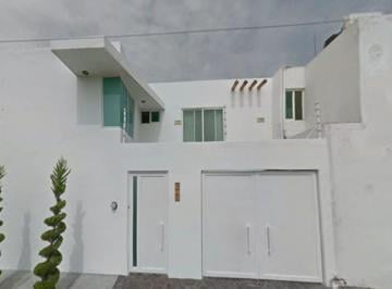 Casa de 4 habitaciones, Irapuato · Venta de Casa Guanajuato Irapuato Las Plazas