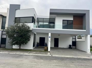 1 · Casa en Venta en Santiago Nuevo Leon