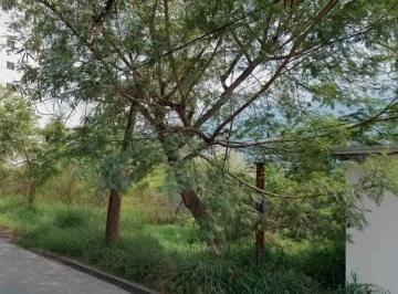 1 · Terreno Multifamiliar en Venta en Valle Oriente