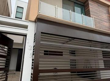 1 · Casa en Renta Zona Cumbres Mty